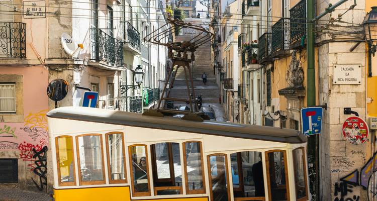 Ultimate Portugal RoadTrip: Through History & Stunning Landscapes - Worldee 6