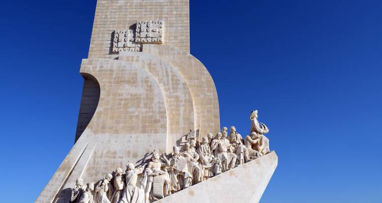 Ultimate Portugal RoadTrip: Through History & Stunning Landscapes - Worldee 8