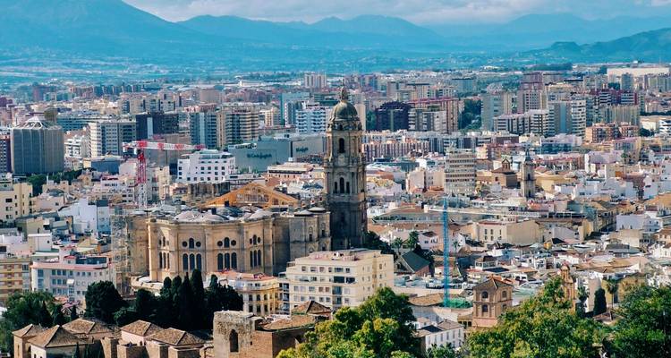 The Timeless Roads of Southern Spain - Worldee 8