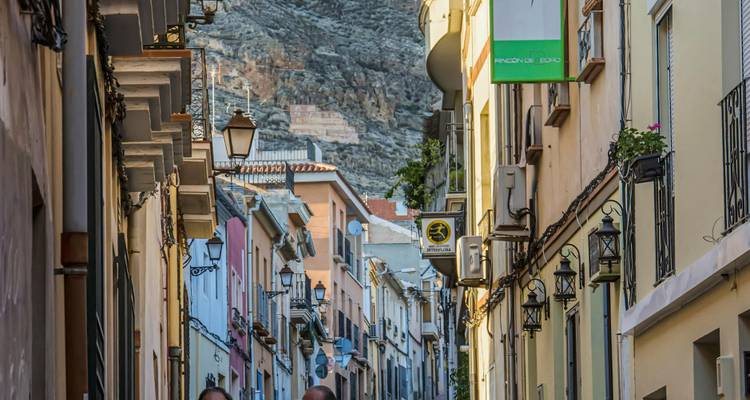 Southern Spain Unveiled, From Palaces to Coastlines - Worldee 9