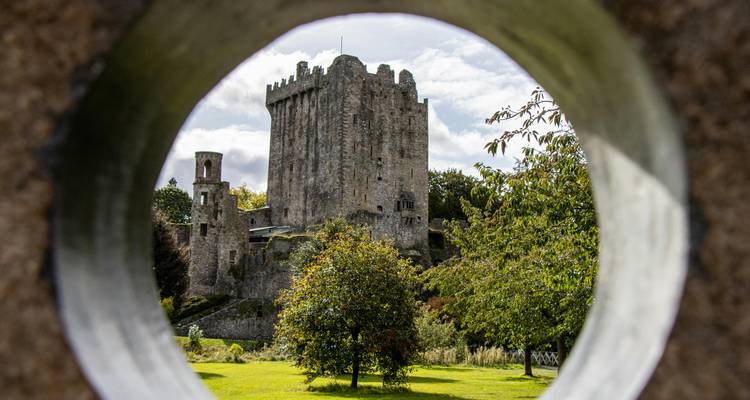 Kisses & Cork, Romance in Ireland’s Rebel City - Worldee 10