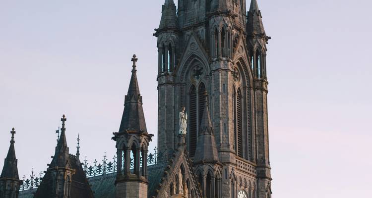 Kisses & Cork, Romance in Ireland’s Rebel City - Worldee 4