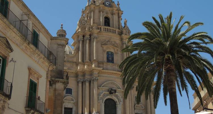 Sicilian Adventure: Volcanoes, Sea and Hidden Treasures - Worldee 3