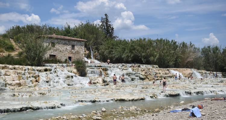 Family Time in the Nature of Tuscany - Worldee 9