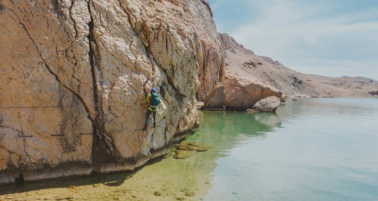 Sunny Pag: Sea, salt and relaxation - Worldee 2