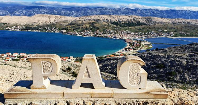 Sunny Pag: Sea, salt and relaxation - Worldee 1