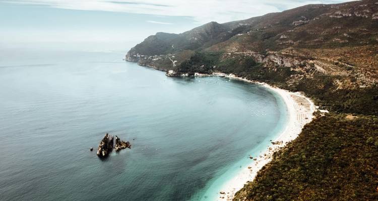 An adventurous walking expedition into the heart of Arrábida - Worldee 2