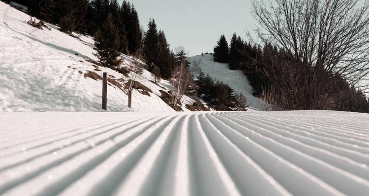 Skiing the Dolomites - Worldee 1