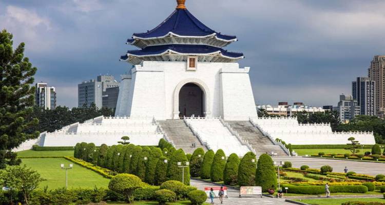 10 Days Scenic Taiwan (private guide and driver）Family Tour - Customizable - UME Travel Co. Ltd 2