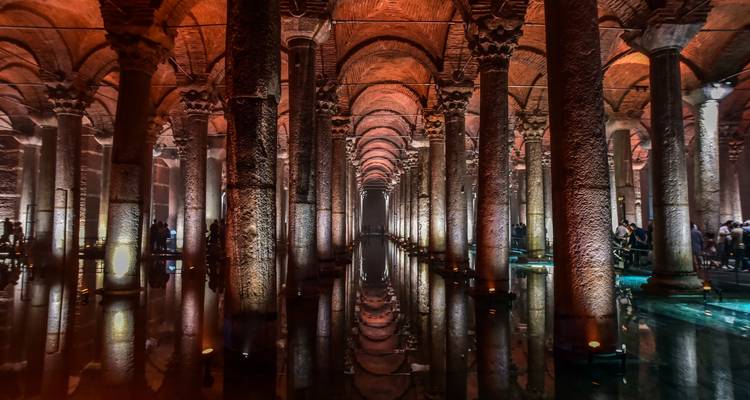 Istanbul: A Journey Through History - Worldee 8