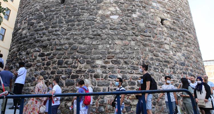 Istanbul: A Journey Through History - Worldee 4