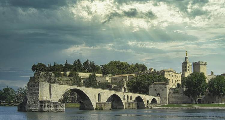 Un verre de romantisme en Provence - Worldee 10