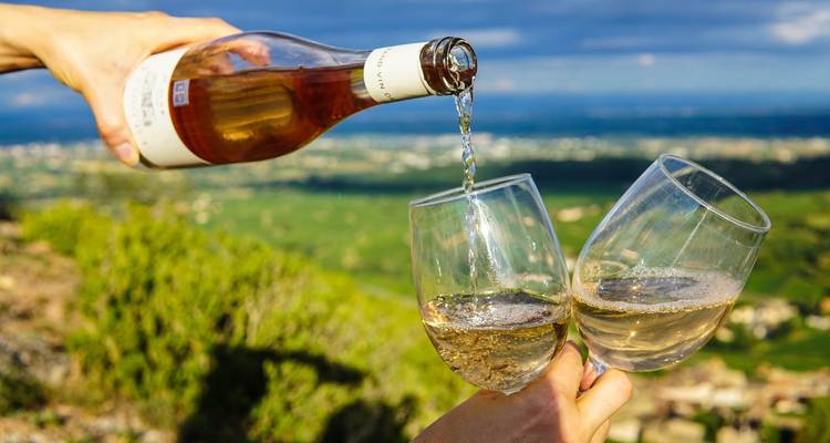 Un verre de romantisme en Provence - Worldee 5