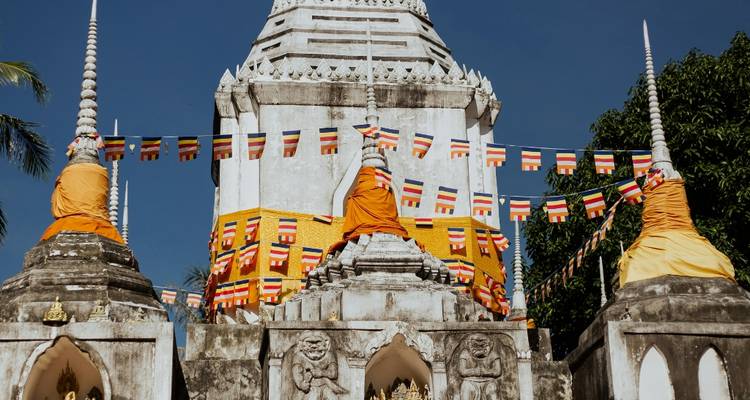 4 Days Private Varanasi with Triveni Sangam - Yoganshi Travel 7