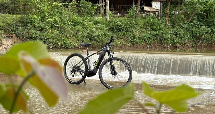 Wonderful Cycling Laos: Luang Prabang to Vientiane 7 Days - Vietnam By Bike 2
