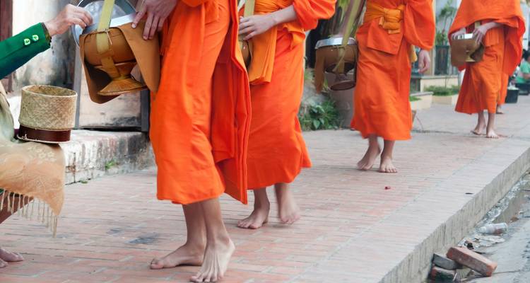 Wonderful Cycling Laos: Luang Prabang to Vientiane 7 Days - Vietnam By Bike 9