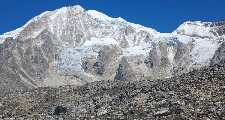 Stunning mountain range with clear sky.