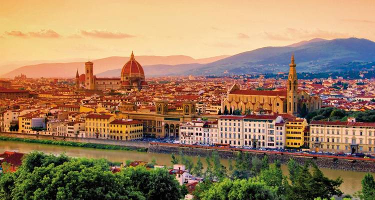 Panoramic view of a city with a prominent cathedral.