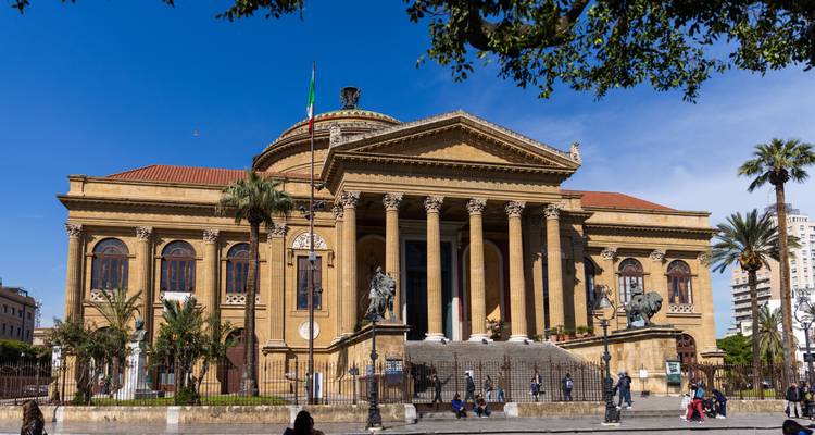 Teatro Massimo in Palermo, een prachtig neoklassiek operagebouw.