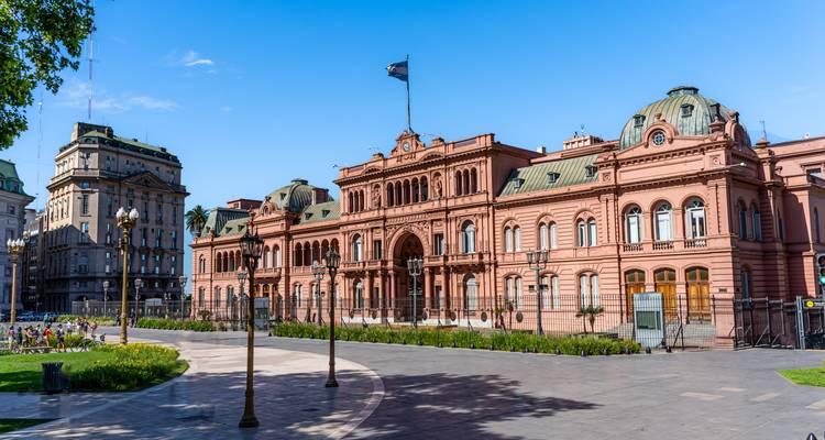 Front view of Casa Rosada in Buenos Aires.