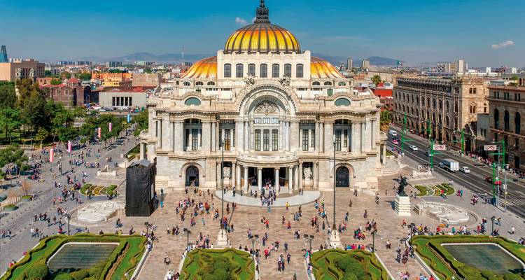 Een luchtfoto van Palacio de Bellas Artes in Mexico-Stad.