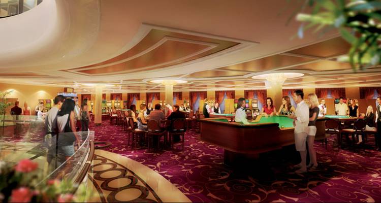 Casino en un crucero con gente jugando.