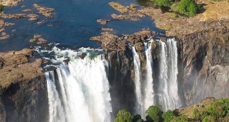 Vue aérienne des chutes Victoria.