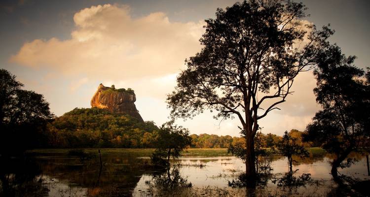 Cycle the Back Roads of Sri Lanka - Exodus Adventure Travels 3