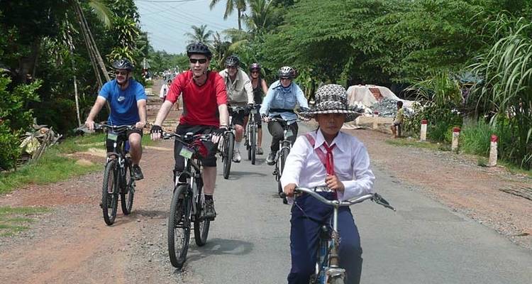 En bici por Indochina y Angkor - Exodus Adventure Travels 10