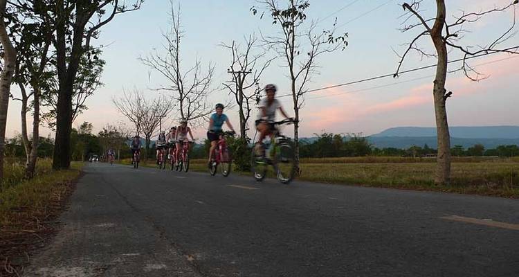En bici por Indochina y Angkor - Exodus Adventure Travels 8