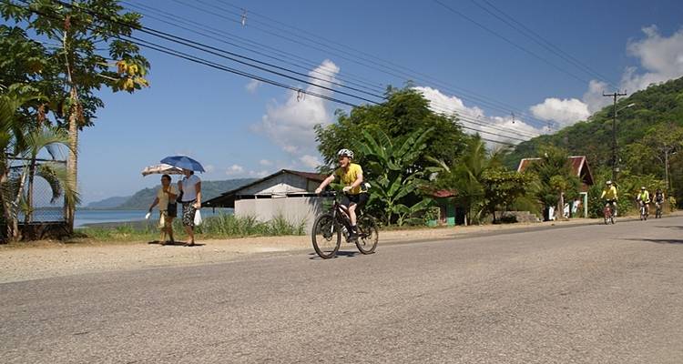 Costa Rica Coast to Coast Ride - Exodus Adventure Travels 8