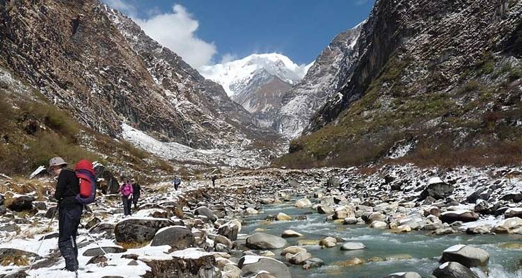 Excursionismo al Santuario del Annapurna - Exodus Adventure Travels 9