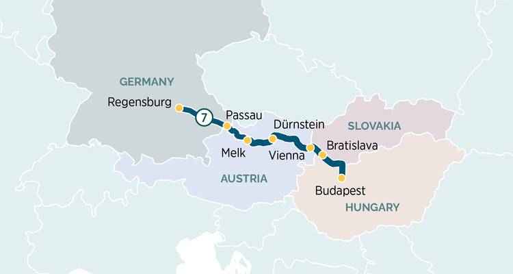 Map of a 7-night Danube cruise from Budapest to Regensburg highlighting key towns.