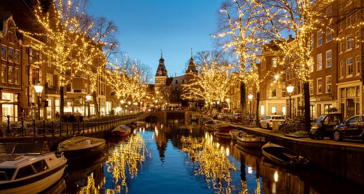 Amsterdam for Christmas - Contiki 4