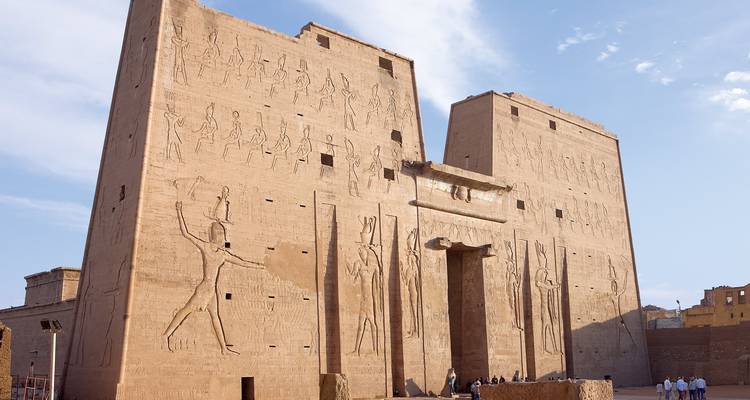 Splendors of Egypt & the Nile (2024) (Cairo to Cairo, 2024) (8 destinations) - Uniworld Boutique River Cruise Collection 10
