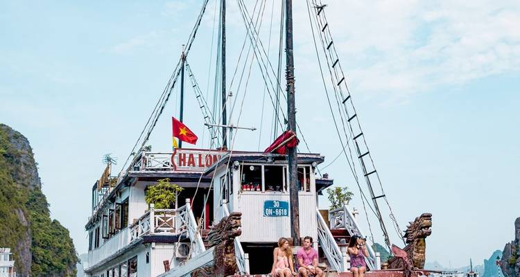 Ultimate South East Asia (27 Days, Intra Tour Air Phnom Penh To Siem Reap) - Contiki 3