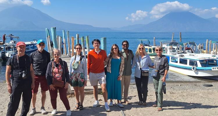 Depuis Antigua : Excursion d'une journée en bateau sur le lac Atitlan - Marvelus Travel 9