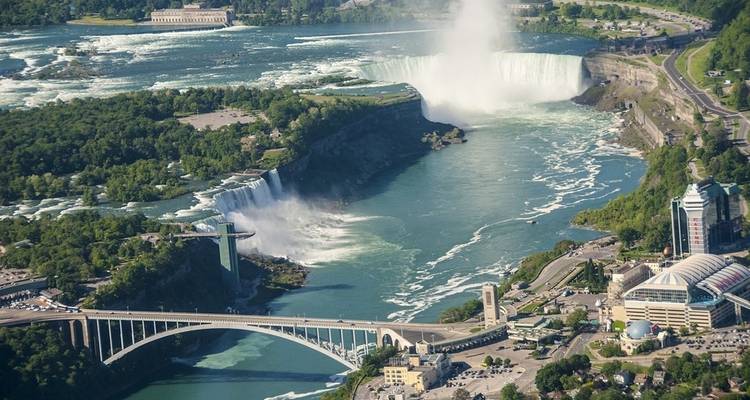 Villes historiques de l'est du Canada - Globus 4