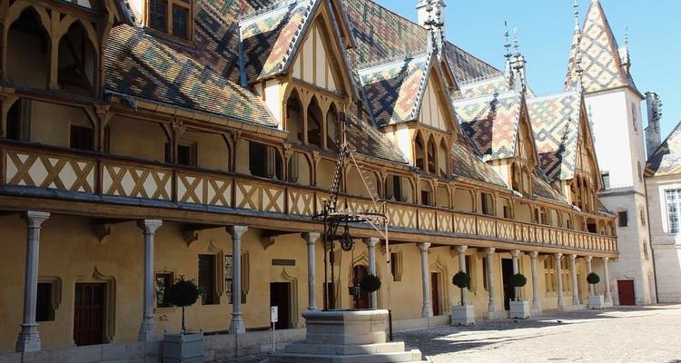 Circuit des vins de Bourgogne - Discover France Adventures 8