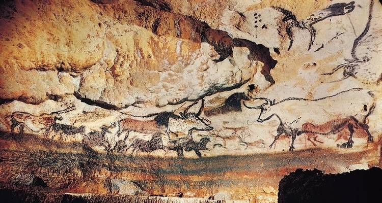 Dordogne & Lascaux Cave tour - Discover France Adventures 2