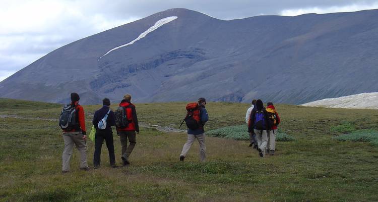 Senderismo y canotaje - mezcla de hotel y campamento - Timberwolf Tours Ltd. 3