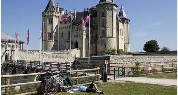 Loire Valley Castles Deluxe - Discover France Adventures 3