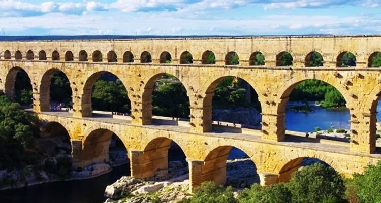Provence Classic 5 nights - Avignon, Arles... - Discover France Adventures 8