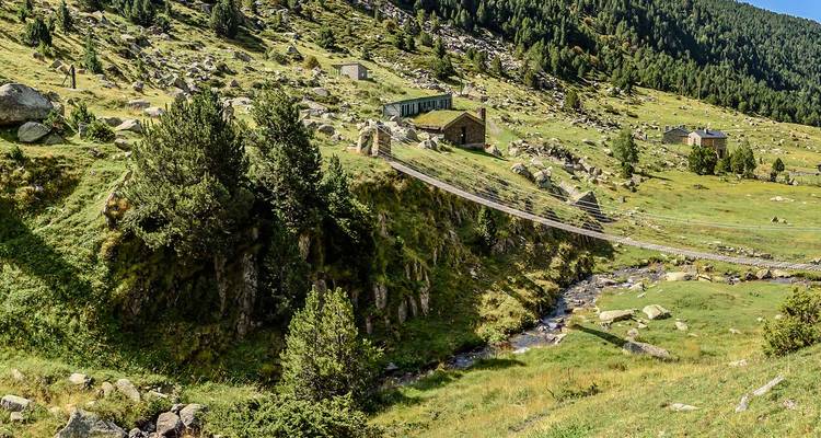 Vacances d'été en famille dans les Pyrénées avec des adolescents - Intrepid Travel 6