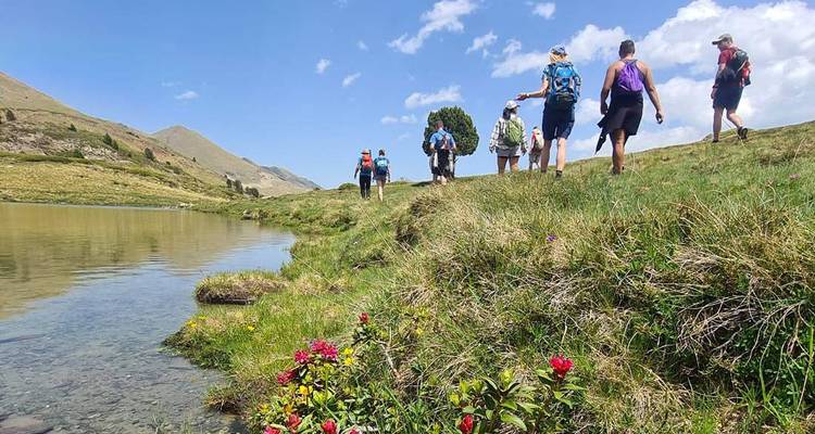 Vacances d'été en famille dans les Pyrénées avec des adolescents - Intrepid Travel 7