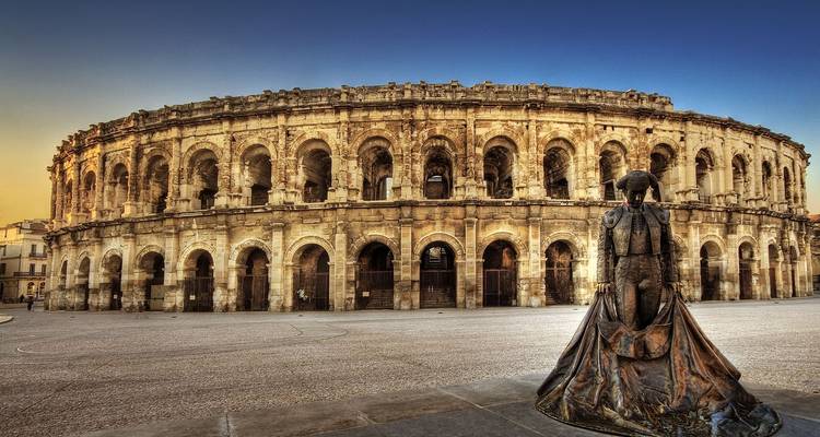 Provence Secrets - Pont du Gard - Discover France Adventures 1