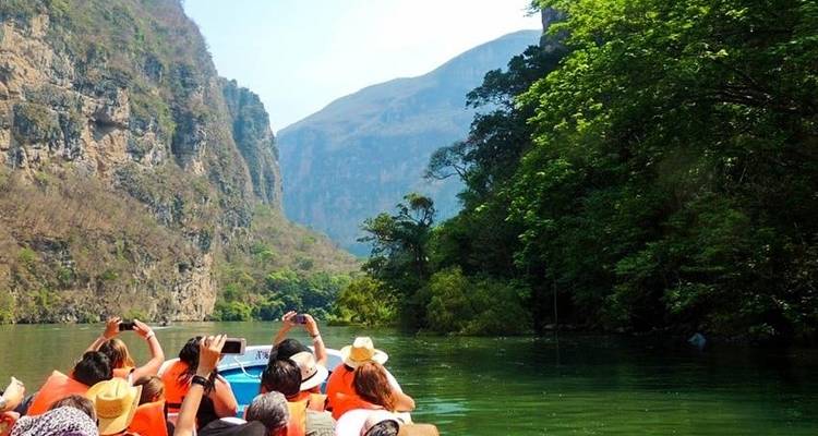 Pase de viaje de Ciudad de México a Cancún - vía Guatemala y Belice - Bamba Travel 6