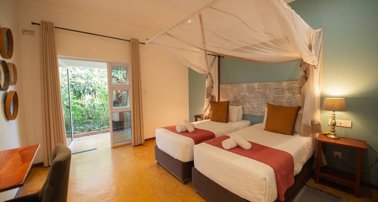 Rastreador de caza en Zimbabue y Botsuana - Sunway Safaris 1