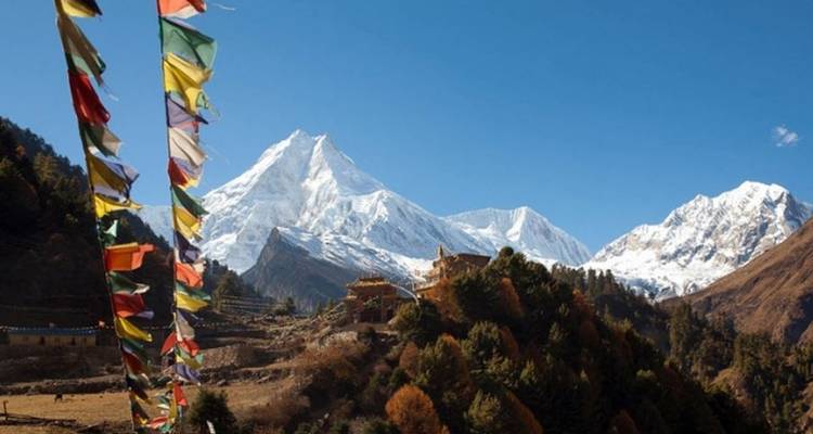 Itinerario de excursionismo de 13 días al circuito de Manaslu por el valle de Tsum y Larkya La - Nepal Hiking Pvt. Ltd. 1