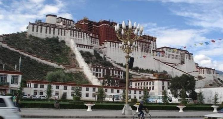 Katmandou - Camp de base de l'Everest - Lhassa Circuit terrestre au Tibet - 08 jours - Nepal Hiking Pvt. Ltd. 2